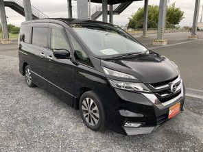 2017 Nissan Serena thumbnail