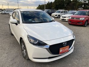 2019 Mazda Demio thumbnail