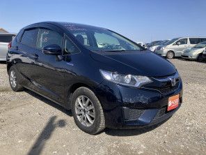 2016 Honda Fit thumbnail