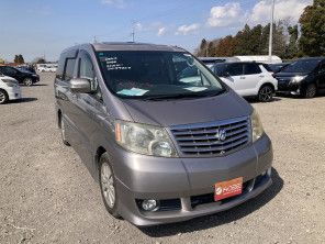 2005 Toyota Alphard thumbnail