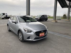 2019 Mazda Demio thumbnail