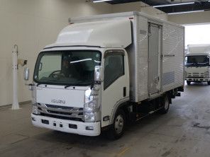 2019 Isuzu Elf thumbnail
