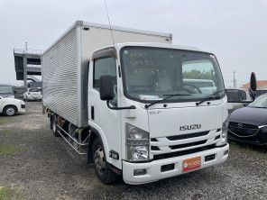 2018 Isuzu Elf thumbnail
