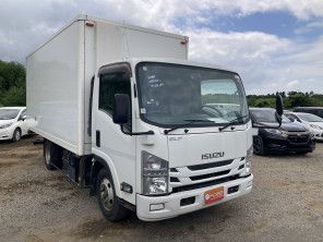 2019 Isuzu Elf thumbnail
